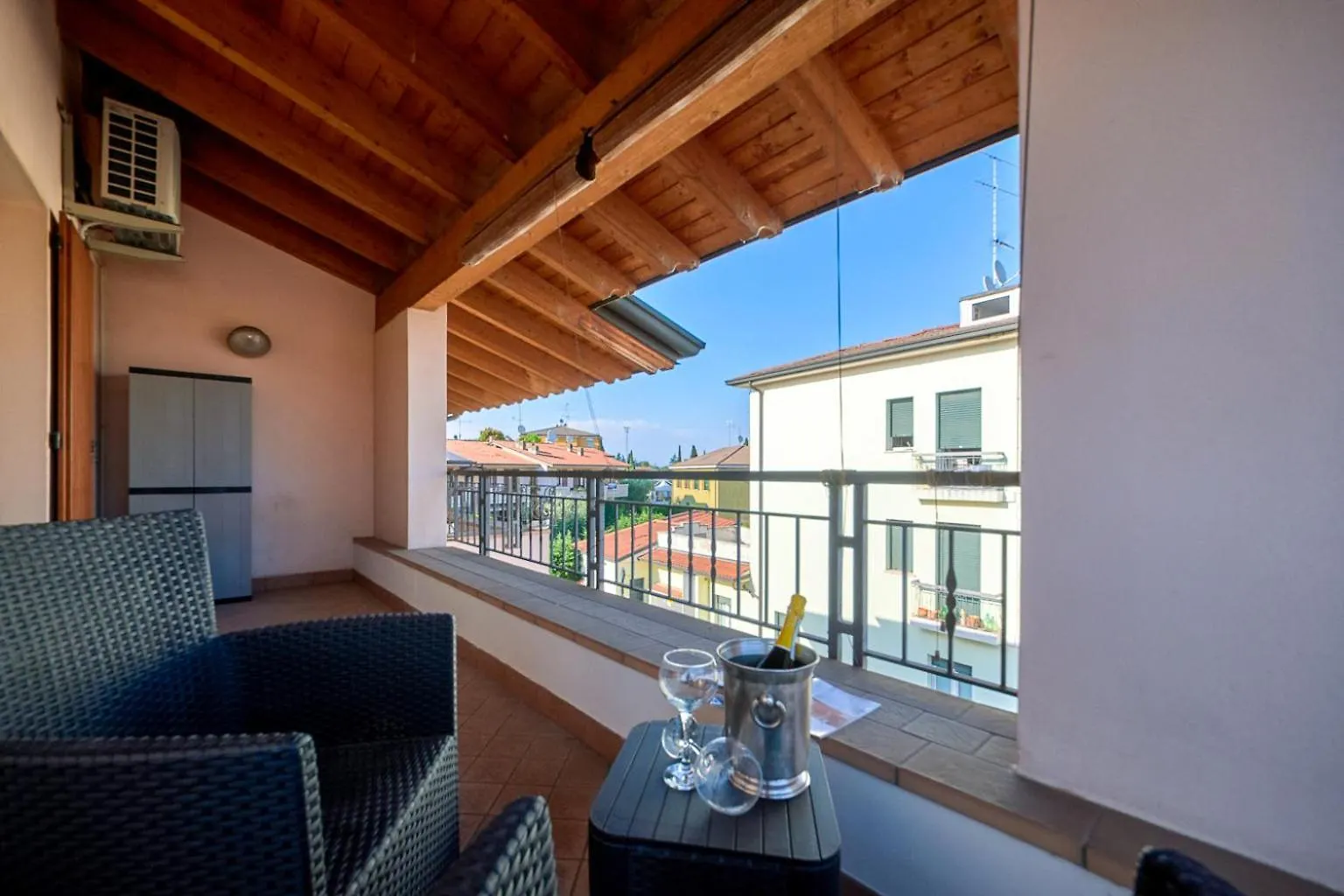 Dora'S Apartment Desenzano del Garda